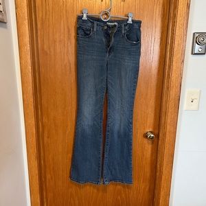 Levi’s 726 high rise flare sz 6 long